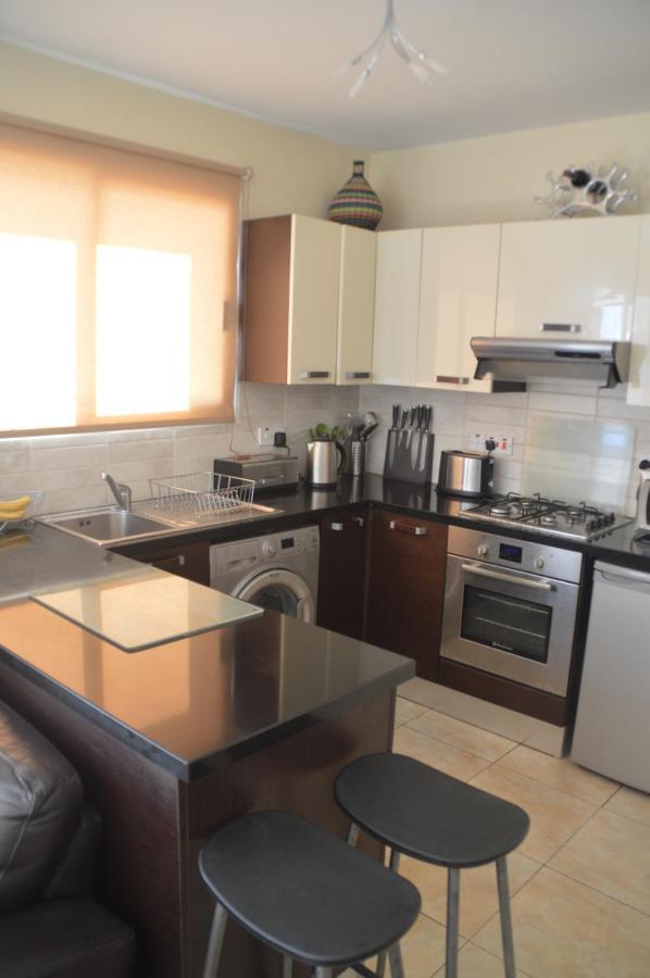 Kapparis Penthouse Apartment พาราลิมนี ภายนอก รูปภาพ